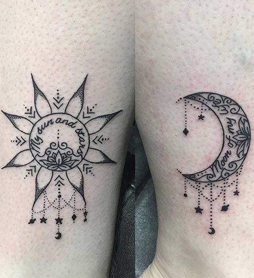 Hình xăm mặt trời và mặt trăng trên chân, phong cách blackwork chi tiết, ảnh chất lượng HD.