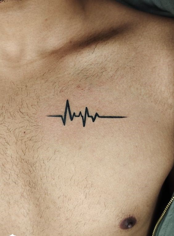 Hình xăm nhịp tim đơn giản trên ngực, phong cách blackwork, độ chi tiết cao, ảnh HD.