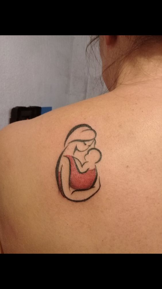tattoo mini mẹ bồng con sau vai cho nữ Hình xăm mẹ con trên lưng, phong cách tối giản, chi tiết vừa phải, độ phân giải HD.