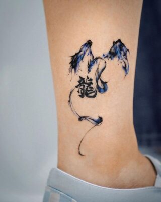 cùng chiêm ngưỡng mẫu tattoo nghệ thuật Trung Hoa Hình xăm rồng phong cách màu nước trên chân, chi tiết cao, độ phân giải HD.