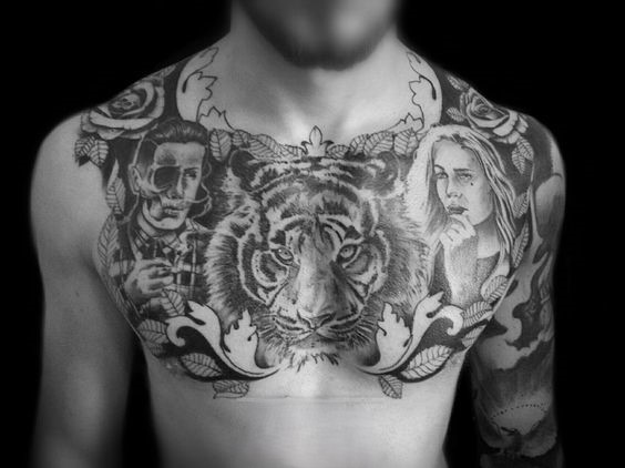 Hình xăm ngực chi tiết, chủ đề hổ và chân dung, phong cách blackwork, độ phân giải HD.