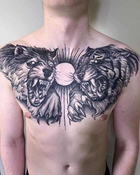 Hình xăm chó sói trên ngực, phong cách blackwork, chi tiết, độ phân giải HD.