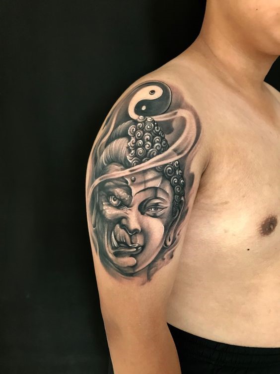 hình xăm phật quỷ cho nam Hình xăm Phật và âm dương trên vai, phong cách blackwork chi tiết, ảnh HD.