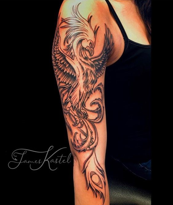 Hình xăm phượng hoàng với đường nét mềm mại Hình xăm phượng hoàng trên tay, phong cách blackwork chi tiết, ảnh HD.