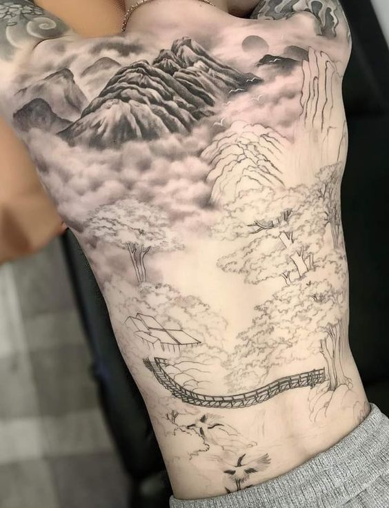 Hình xăm phong cảnh trên ngực, phong cách blackwork chi tiết, độ phân giải HD.