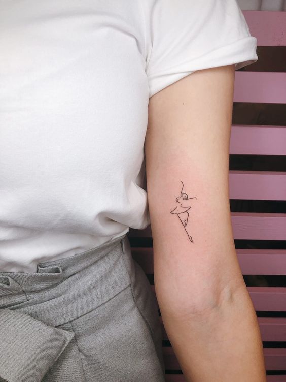 Hình xăm vũ công tối giản trên cánh tay, phong cách line art, độ chi tiết cao, ảnh HD.