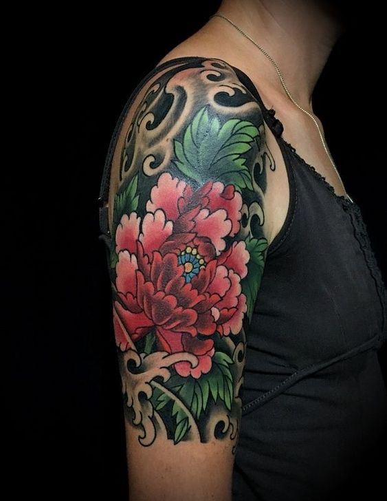 Tattoo hoa quỳnh cá tính ở bắp tay Hình xăm hoa mẫu đơn trên vai, phong cách màu sắc, chi tiết rõ nét, độ phân giải cao HD.