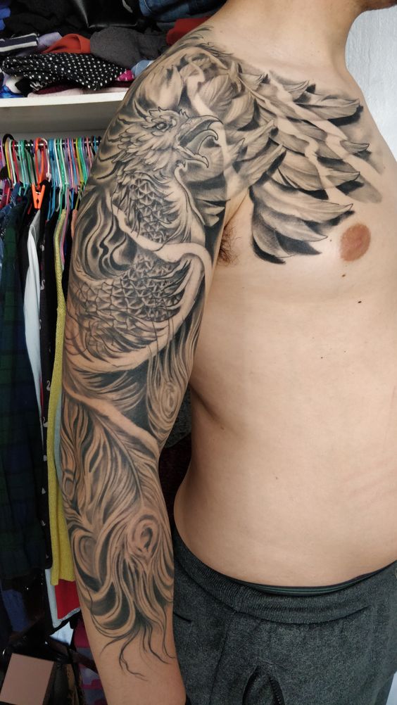 Tattoo phụng hoàng đơn sắc full tay Hình xăm phượng hoàng trên tay, phong cách blackwork chi tiết, độ phân giải HD.