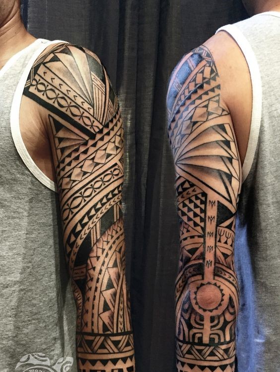 Hình xăm Polynesia trên cánh tay, phong cách blackwork chi tiết, ảnh HD.