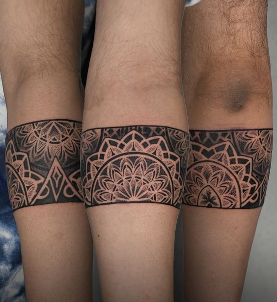 Hình xăm mandala vòng tay phong cách blackwork chi tiết, trên cánh tay, ảnh HD.